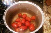 Par tomatoes in hot water